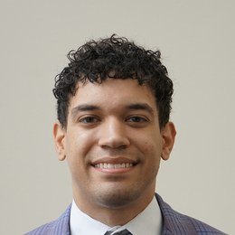 Julian Sanchez de la Rosa, licensed insurance broker in Tampa, Florida